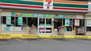 Abuso de empleados indocumentados en 7-Eleven